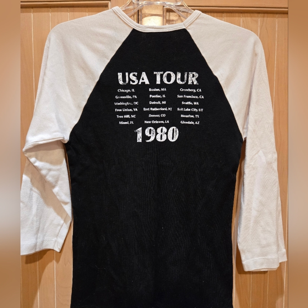Clothes Over Bros One Tree Hill Tee  EUC - Picture 2 of 7